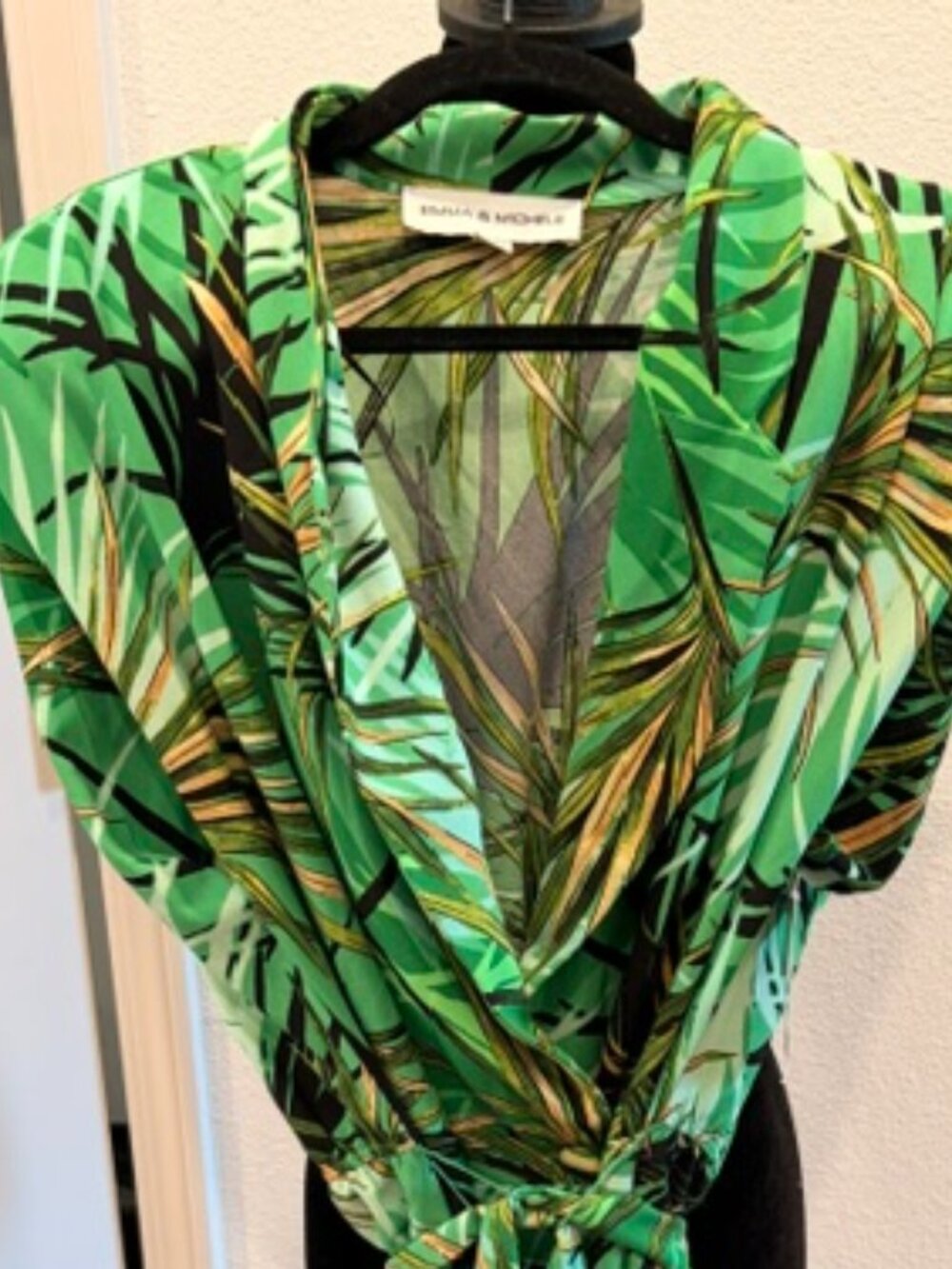 Women's XL Jungle Print romper with belt - Picture 2 of 2